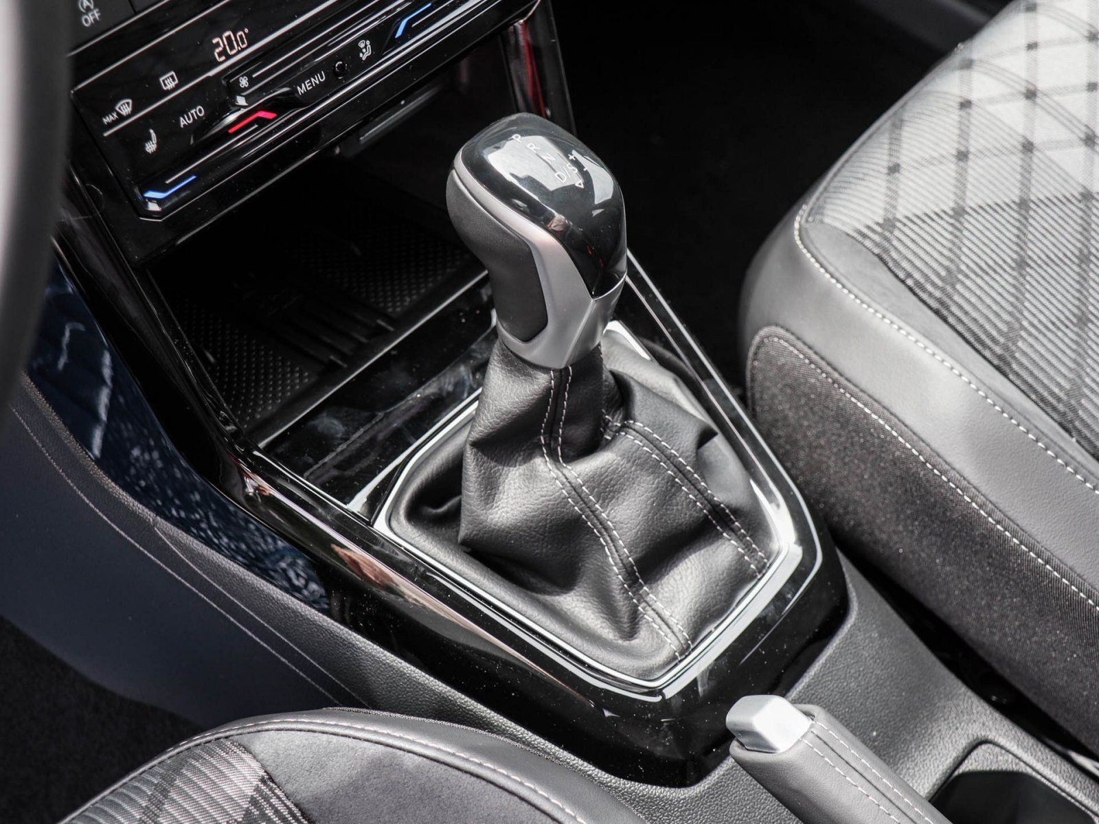 Volkswagen T-Cross - Bild 10