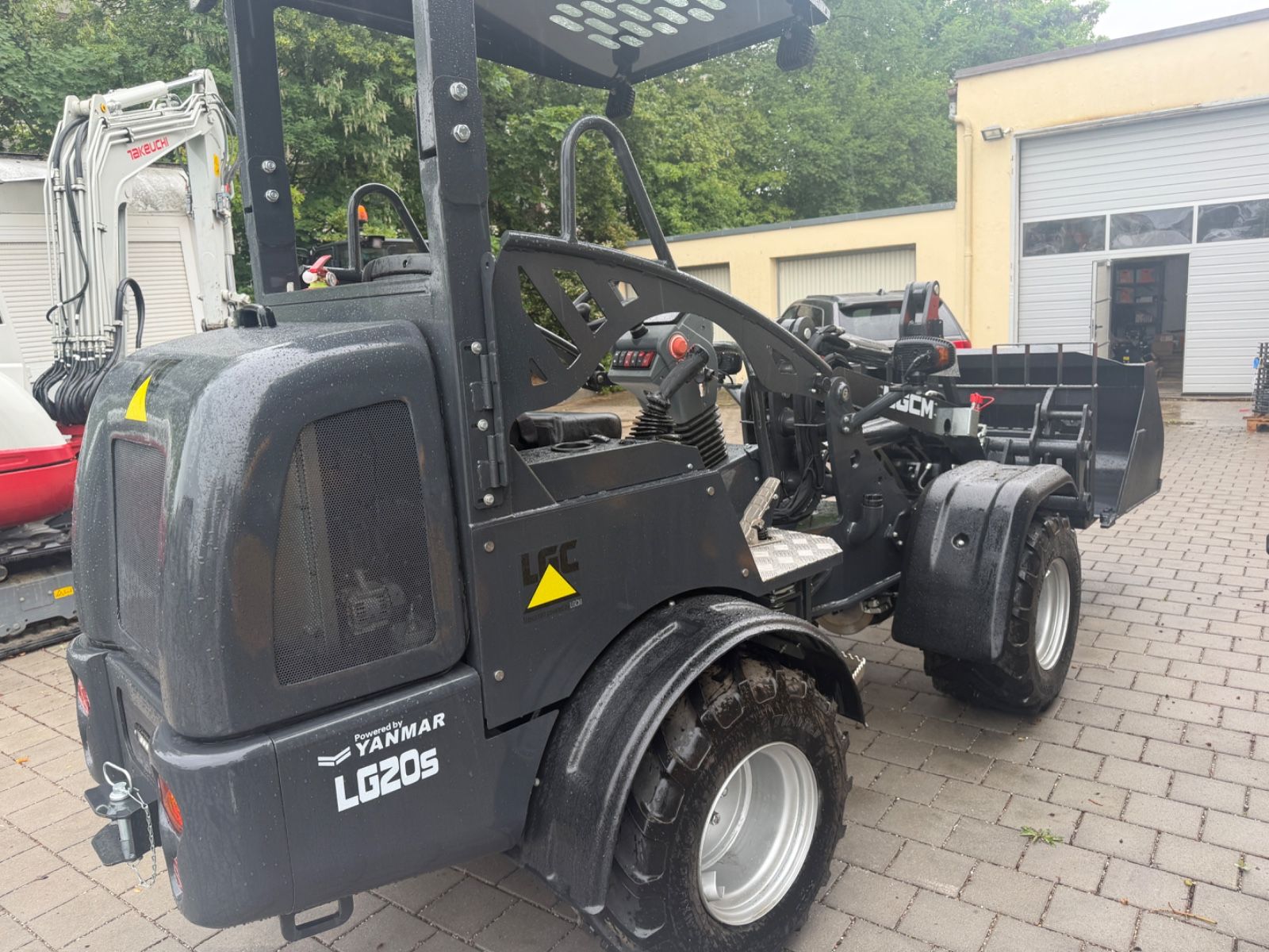 Fahrzeugabbildung Andere LGCM  LG 20-S Yanmar Motor 26PS