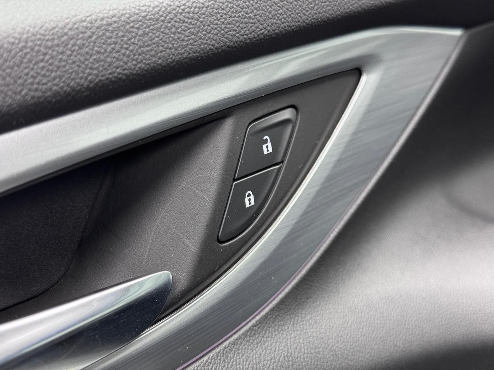 Fahrzeugabbildung Opel 2.0 TURBO GSI 4x4 OPC/ACC/BOSE/KEYL/HUD/MASSAGE