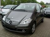 Mercedes-Benz A 160 AVANTGARDE Autom / Comand / Akt. Park - Mercedes-Benz A 160: Avantgarde Auto