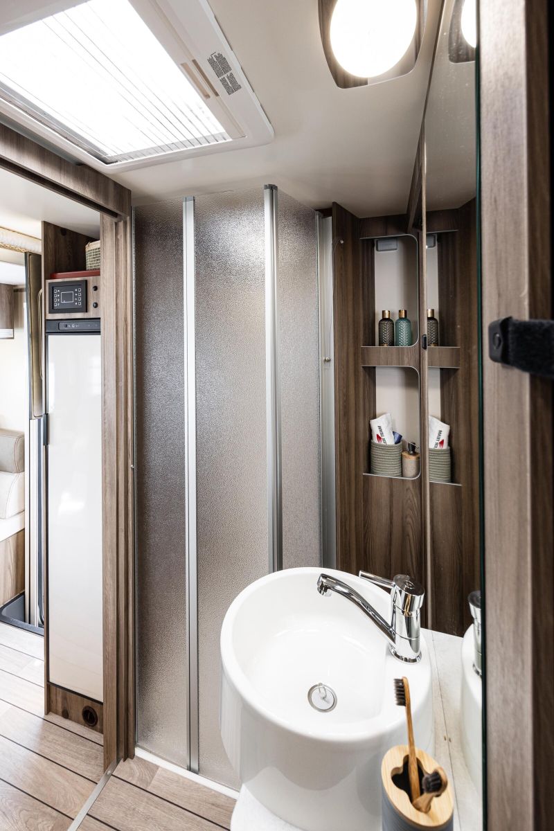 Fahrzeugabbildung Roller Team Kronos 266 TL Ford