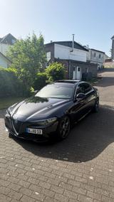 Alfa Romeo Giulia 2.2 Diesel Voll Ausstattung - Alfa Romeo Giulia in Wuppertal