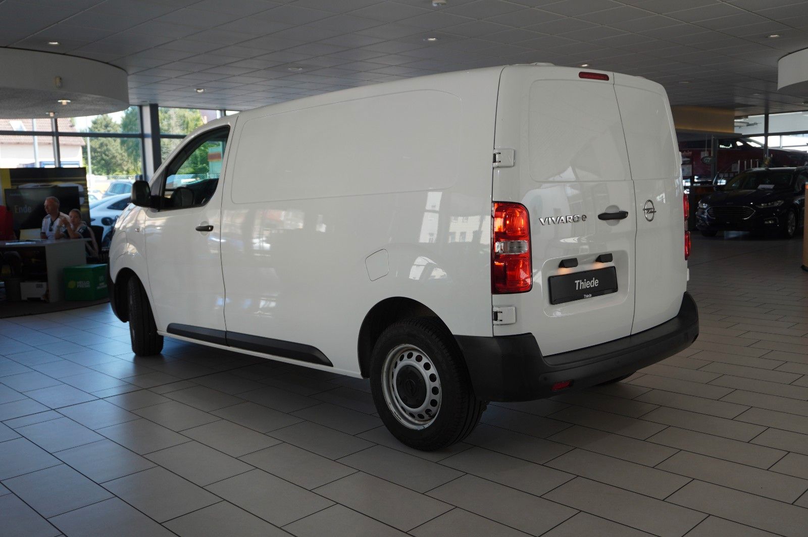 Fahrzeugabbildung Opel Vivaro-e Cargo Edition "M" KLIMA/PDC/TEMP./USB