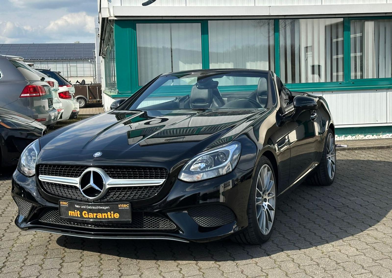 Mercedes-Benz SLC 300 Cabrio Autom. App, Airscarf, Soundsystem