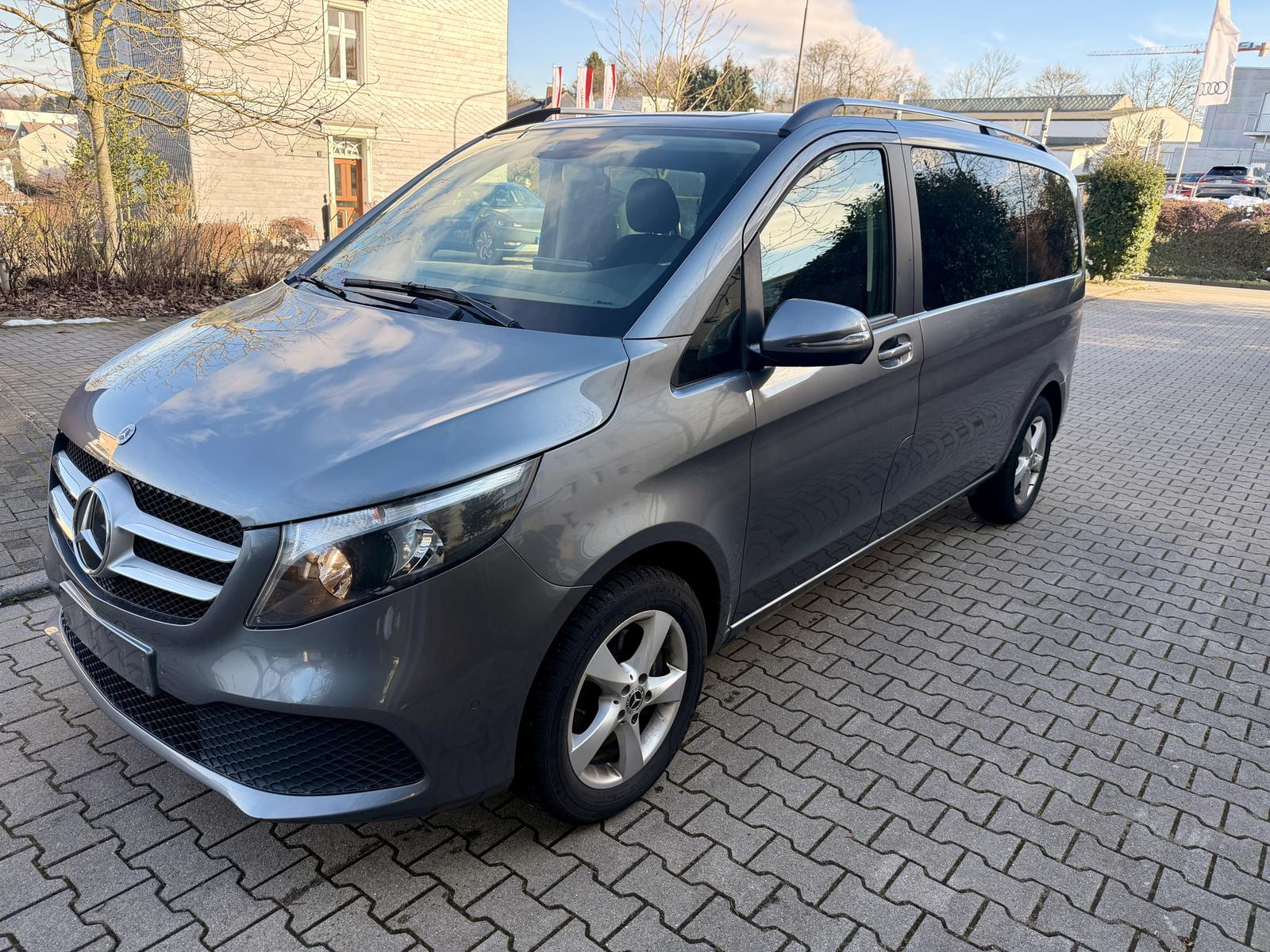 Mercedes-Benz V 220dEdition*4MATIC kompakt*AHK*MBUX*Schlaf.F