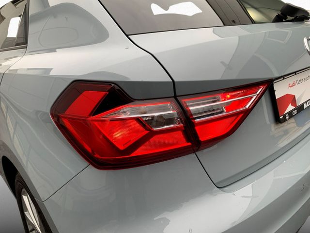 A1 Sportback 25 TFSI +SHZ+TEMPOMAT+PDC+CARPLAY++