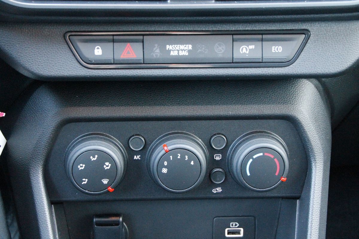 Fahrzeugabbildung Dacia Jogger Expression TCe 110