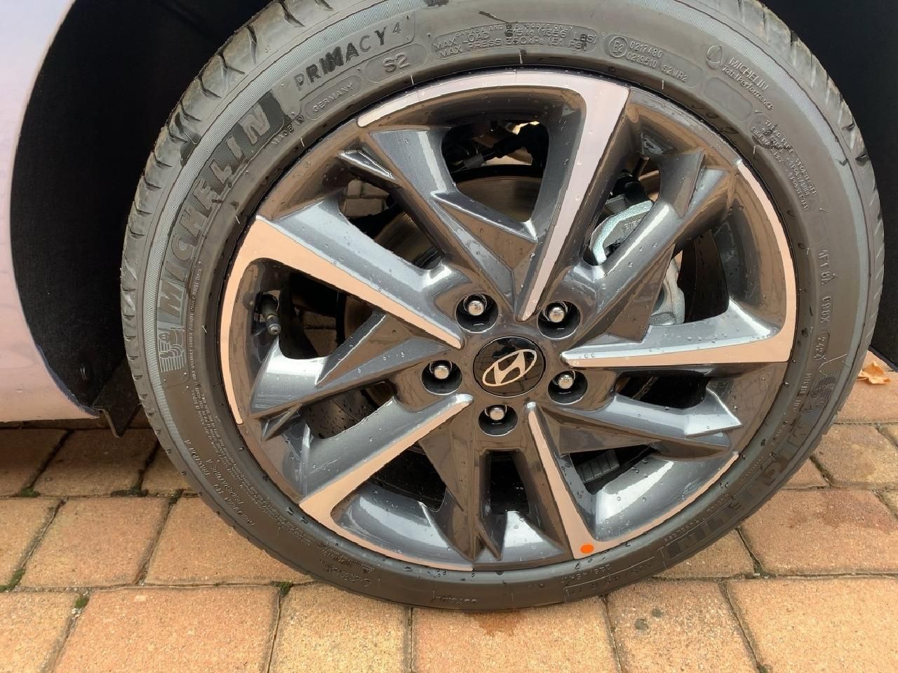 Fahrzeugabbildung Hyundai i30 Advantage