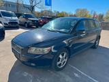 Volvo V50 Kombi 1.6 D Kinetic - Volvo V50 Kinetic mit Diesel-Antrieb