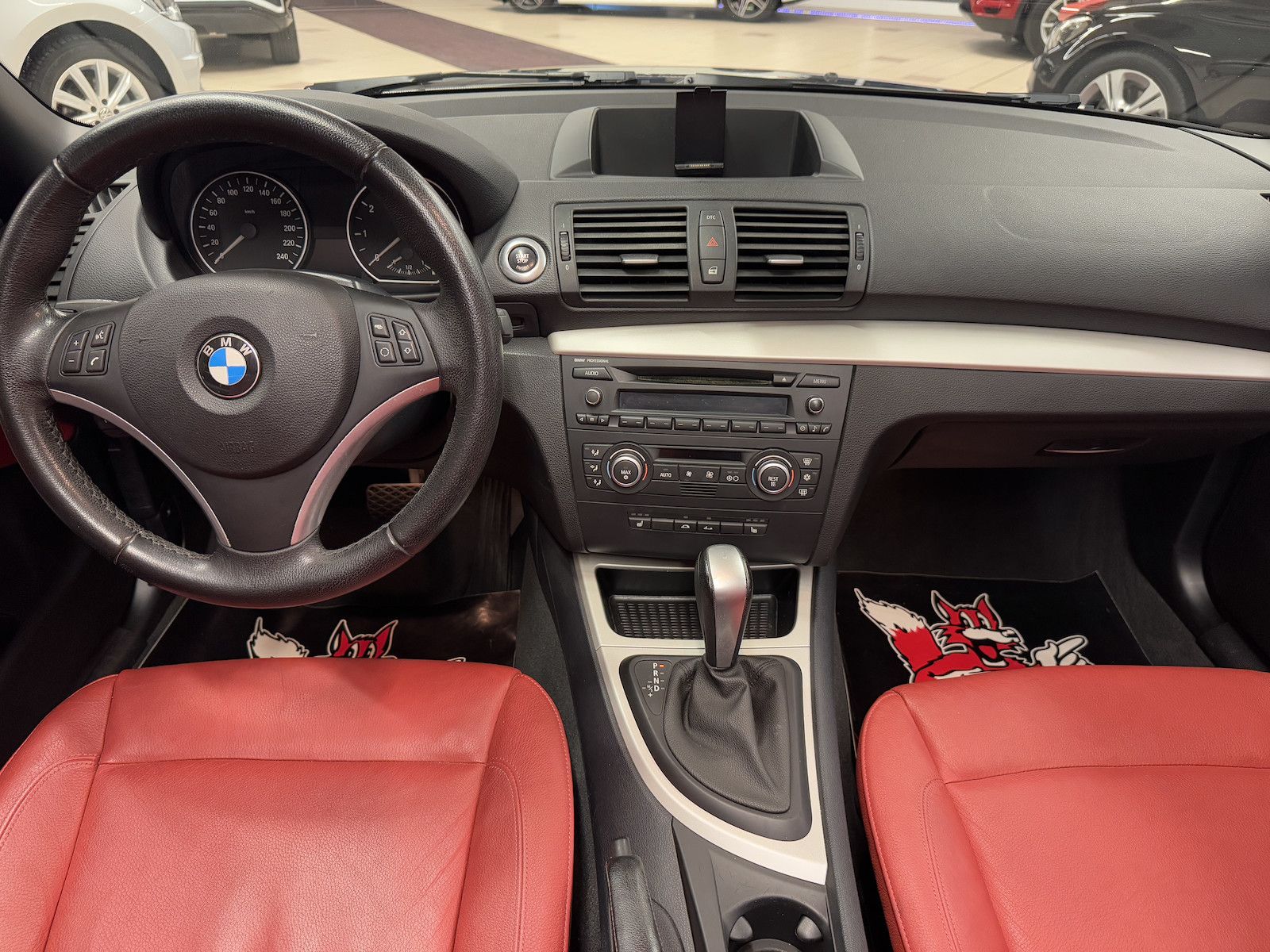 Fahrzeugabbildung BMW 118i Cabrio Automatik/Vollleder/Klimaauto/Tempo
