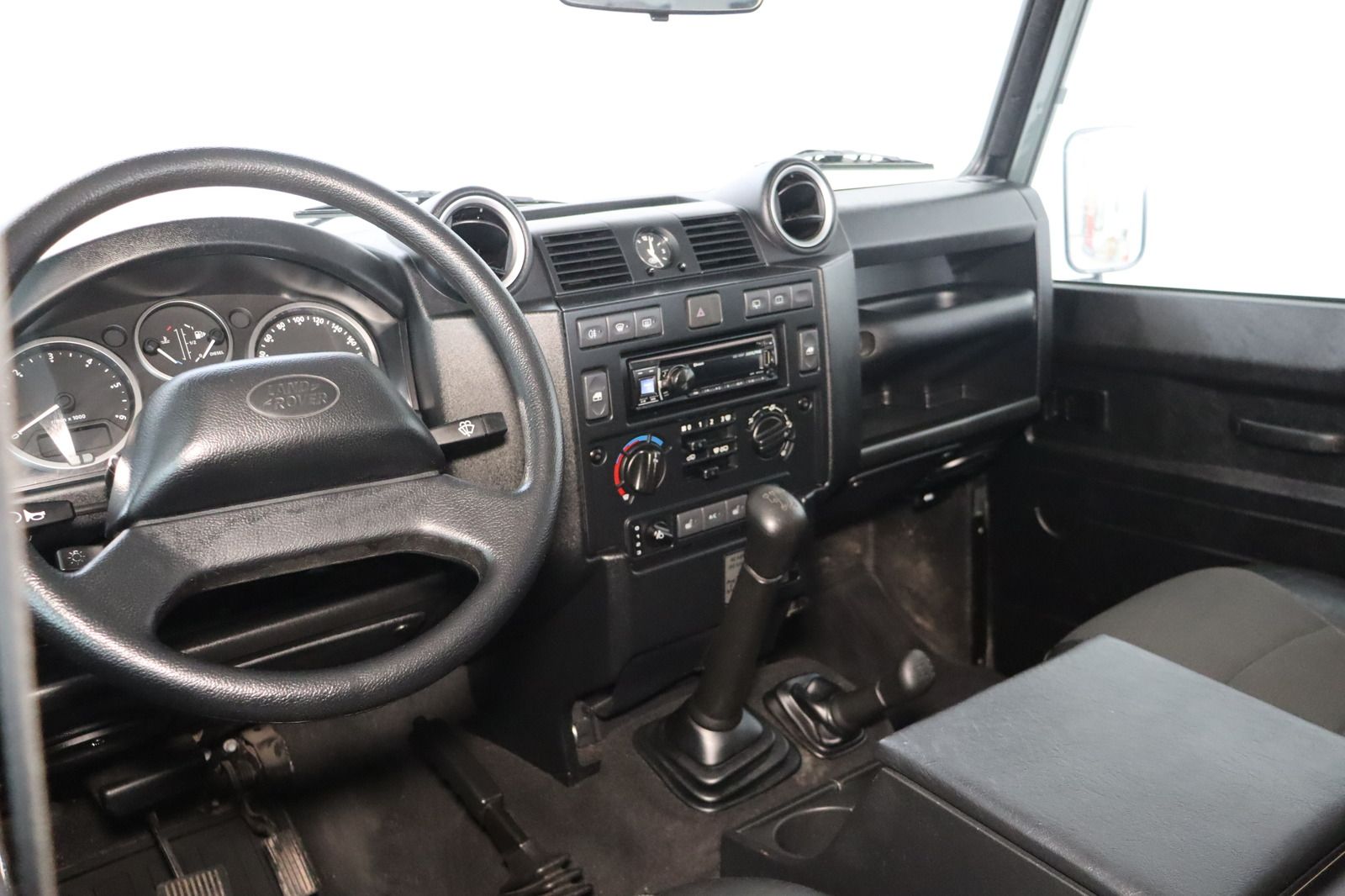 Fahrzeugabbildung Land Rover Defender 110 Station Wagon SE * AHK * Sitzhzg.