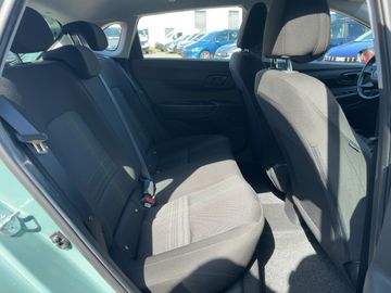 Hyundai i20 - 12