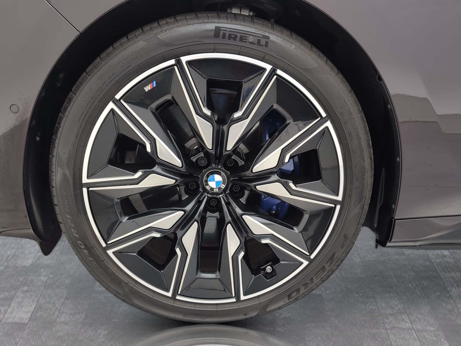BMW i7 - Bild 17