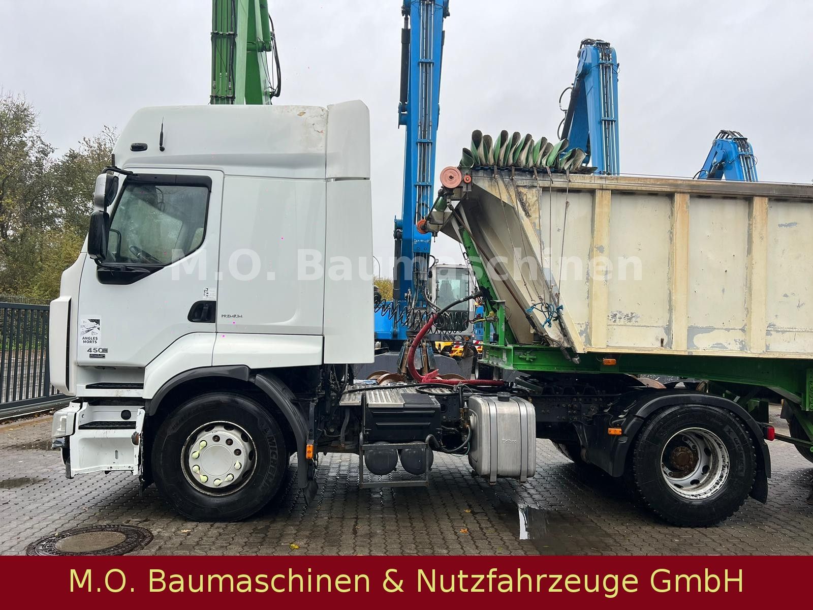 Fahrzeugabbildung Renault Premium 450 DXI / 4x2 / AC / Euro 5 /