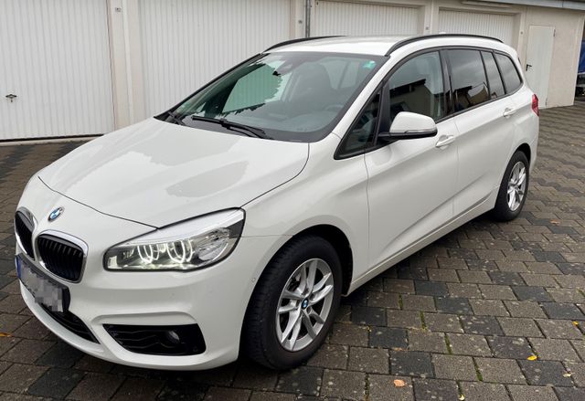 BMW 218i Gran Tourer Sport Line/ 7 Sitzer/ Navi/ LED