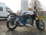 BMW R 1200 R + Seitenkoffer, Sportauspuff - BMW R 1200 SPORT