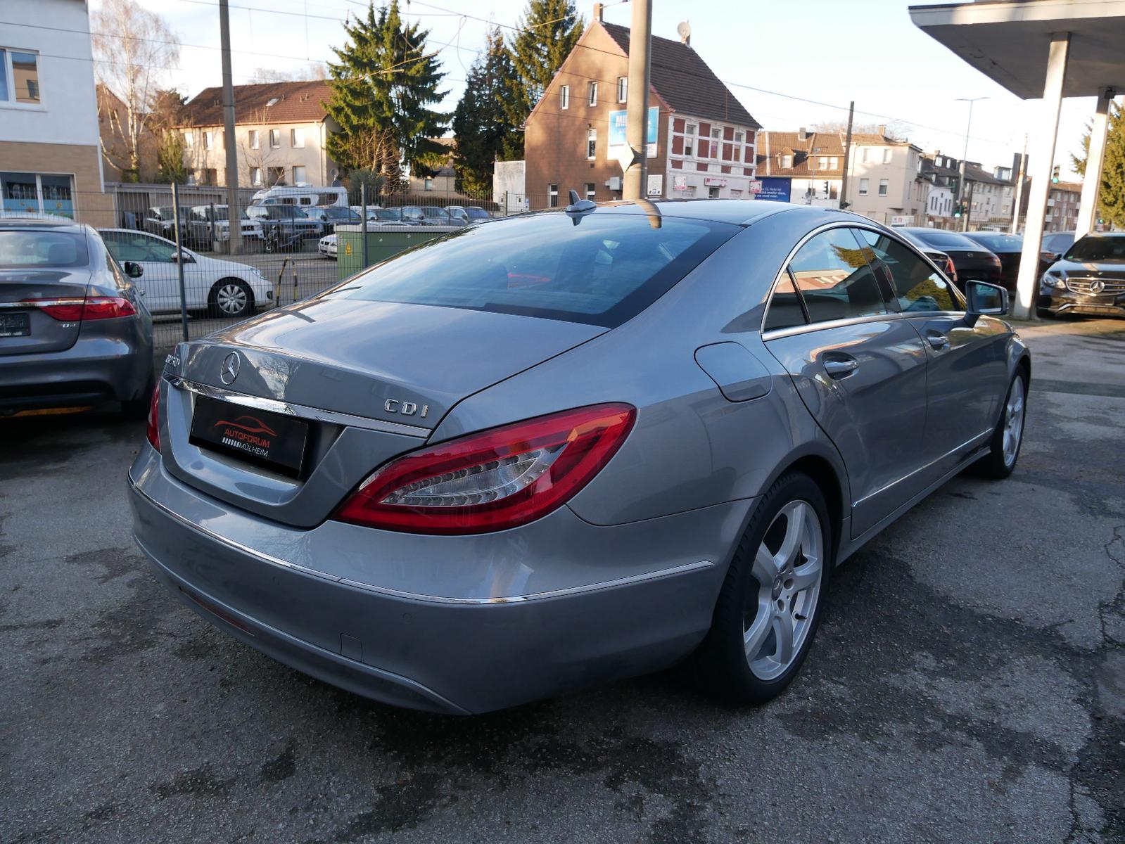 Mercedes-Benz CLS 250 CDI BE Bi-Xenon SpurPaket Leder Navi PDC