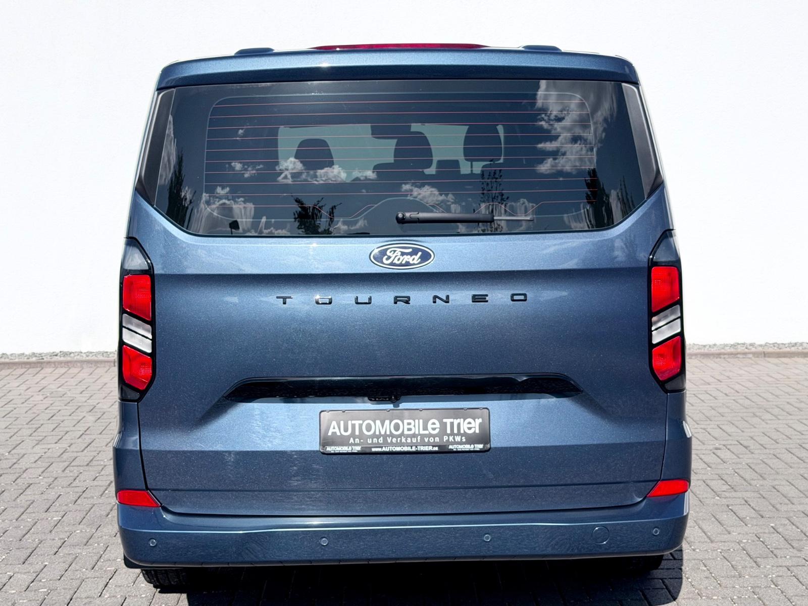Ford Tourneo Custom 2.0 EcoBlue L2 Titanium 9.Sitzer