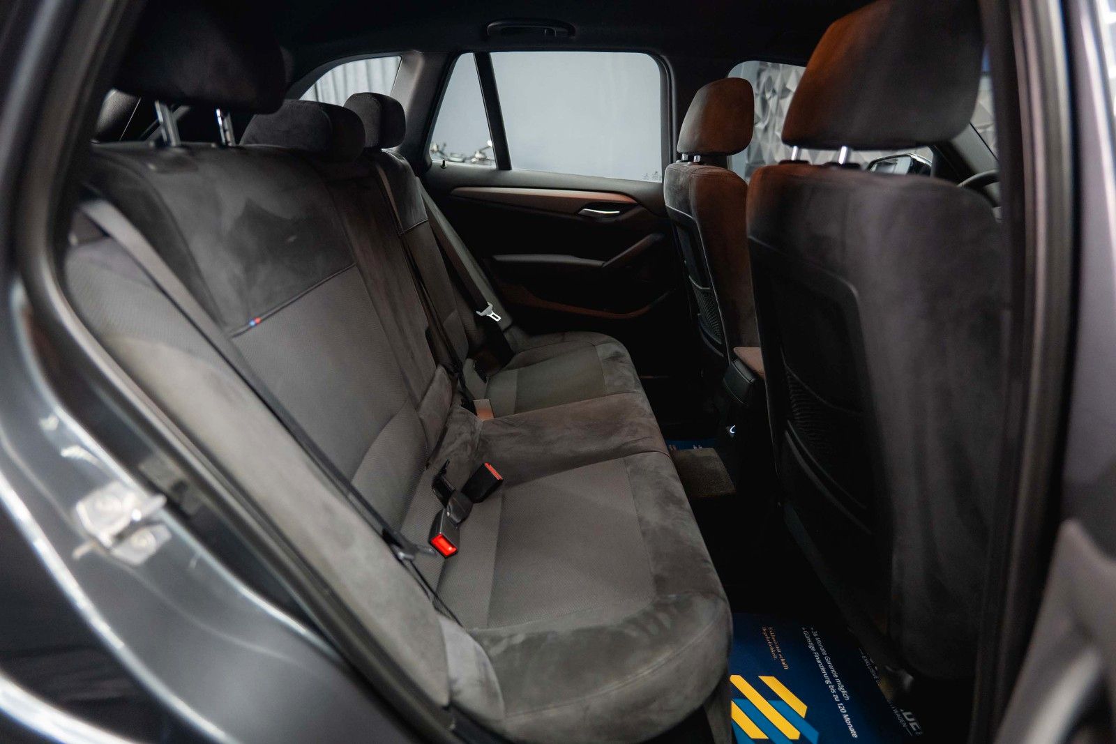 Fahrzeugabbildung BMW X1 xDrive 18d M-Sport Shadow Line *Bi-Xenon*DAB*