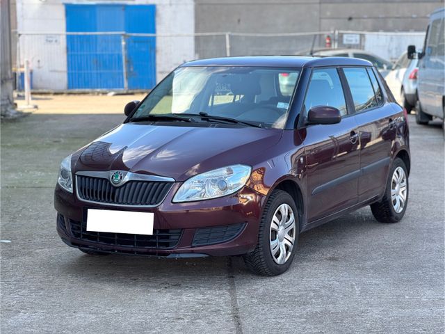 Skoda Fabia 1.2 TSI Facelift Klima TÜV neu