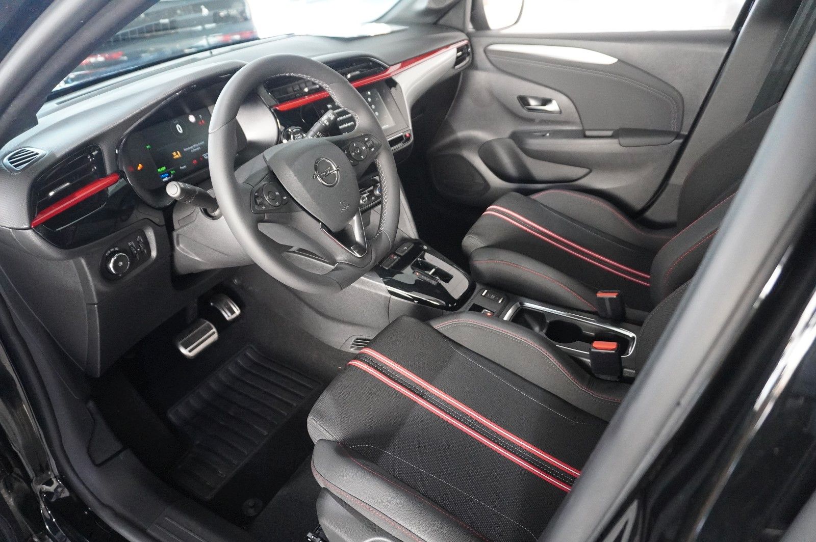 Fahrzeugabbildung Opel Corsa-e F GS SPORT 1-PHASIG NAVI/LED/VIRTU./DAB+