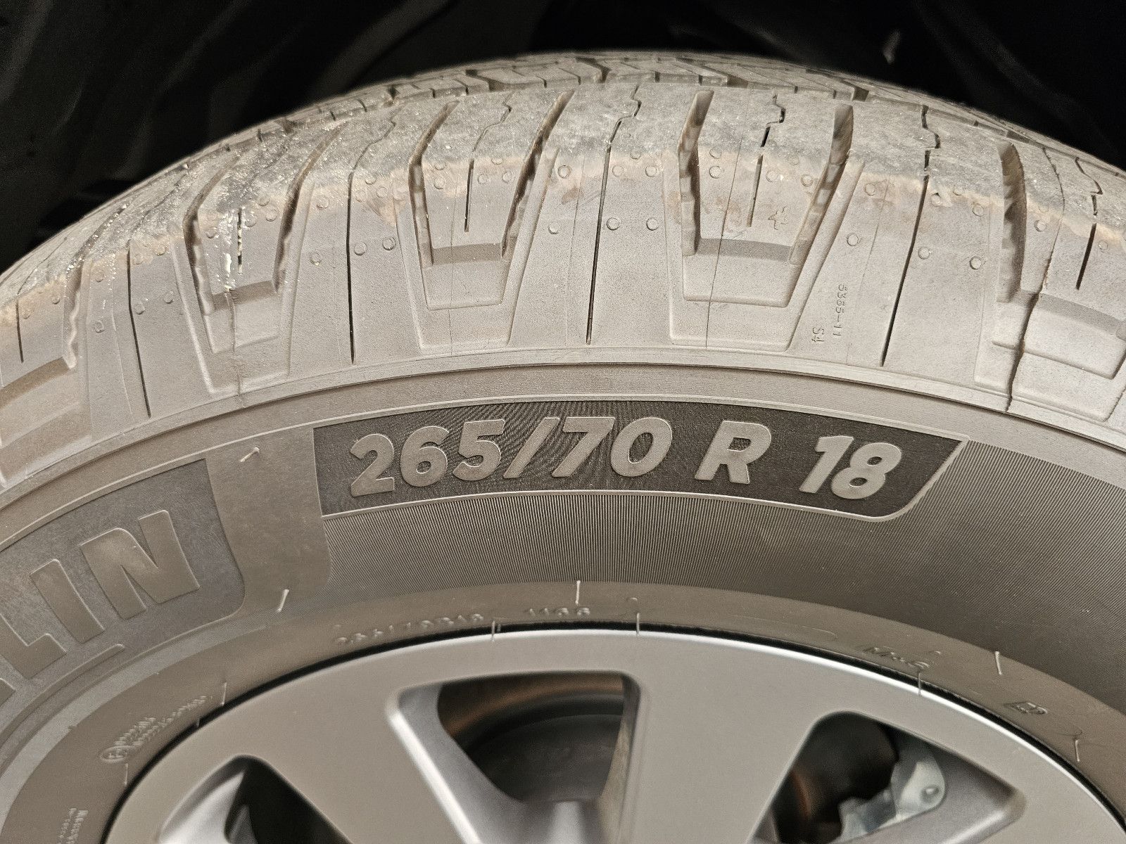 Fahrzeugabbildung Toyota Land Cruiser Premium Hybrid T1 72.000EUR! Stock!