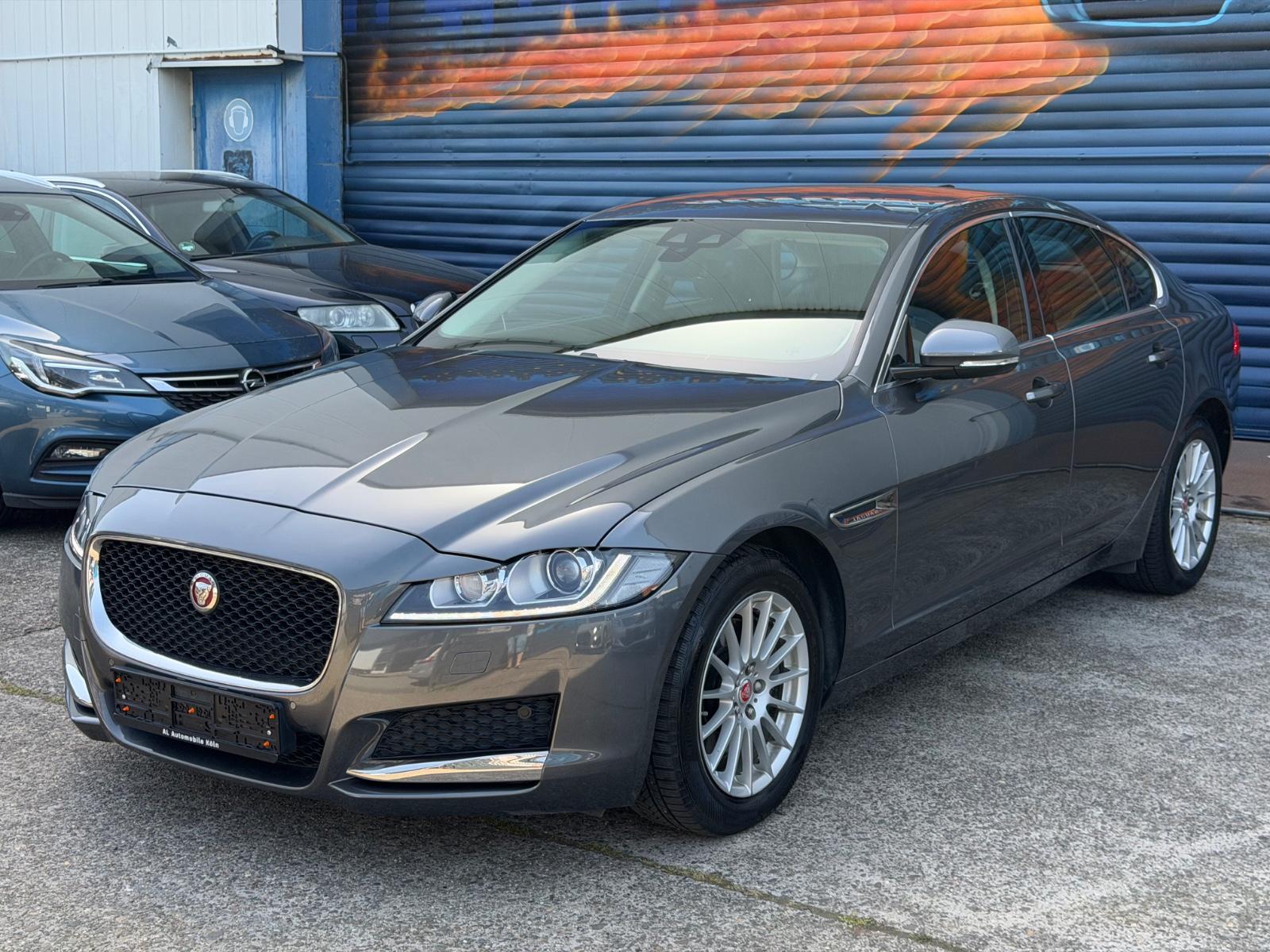 Jaguar XF 25t 250PS Prestige/Kam/Leder/1 Hand