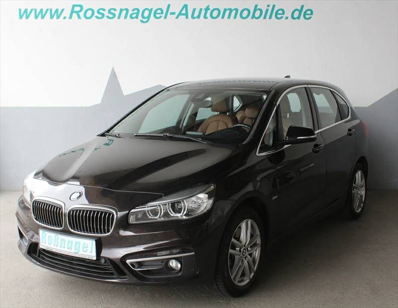 BMW 225 i Active Tourer xDrive Luxury Navi Leder LED