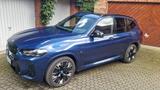 BMW iX3 Impressive in blaumetallic und braunes... - BMW iX3: Von Privat