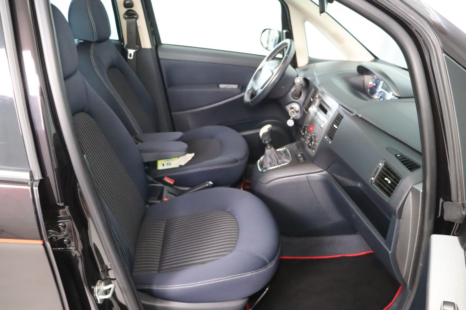 Fahrzeugabbildung Lancia Musa oRo 1.4 16V Edizione