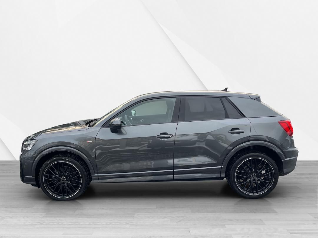 Fahrzeugabbildung Audi Q2 S line competition 35 TFSI S tronic, Parken &