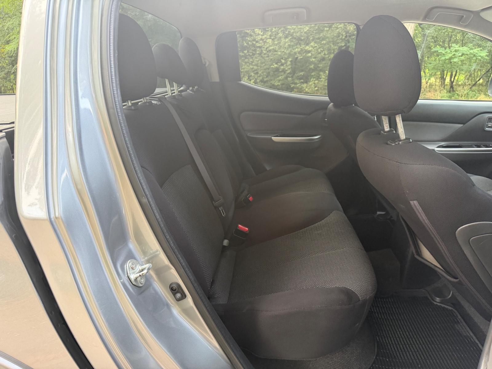 Mitsubishi L200 Doka Klimaautomatik Allrad Top Zustand