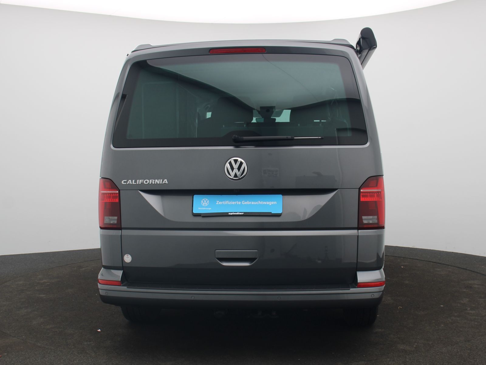 Volkswagen T6 California - Bild 8