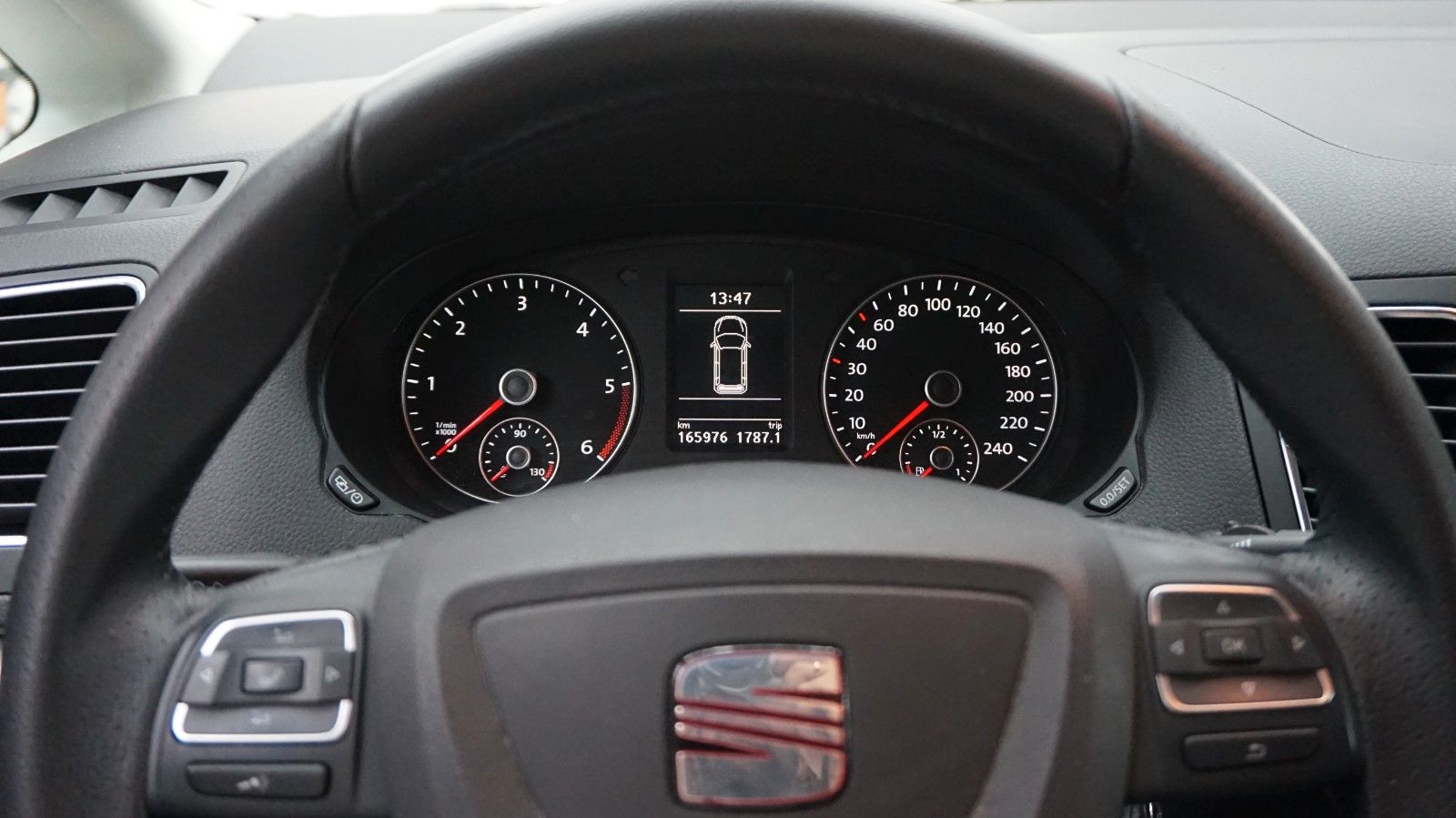 Fahrzeugabbildung SEAT Alhambra 4You  7 Sitzer  durchs. Verbr. 5,5 L