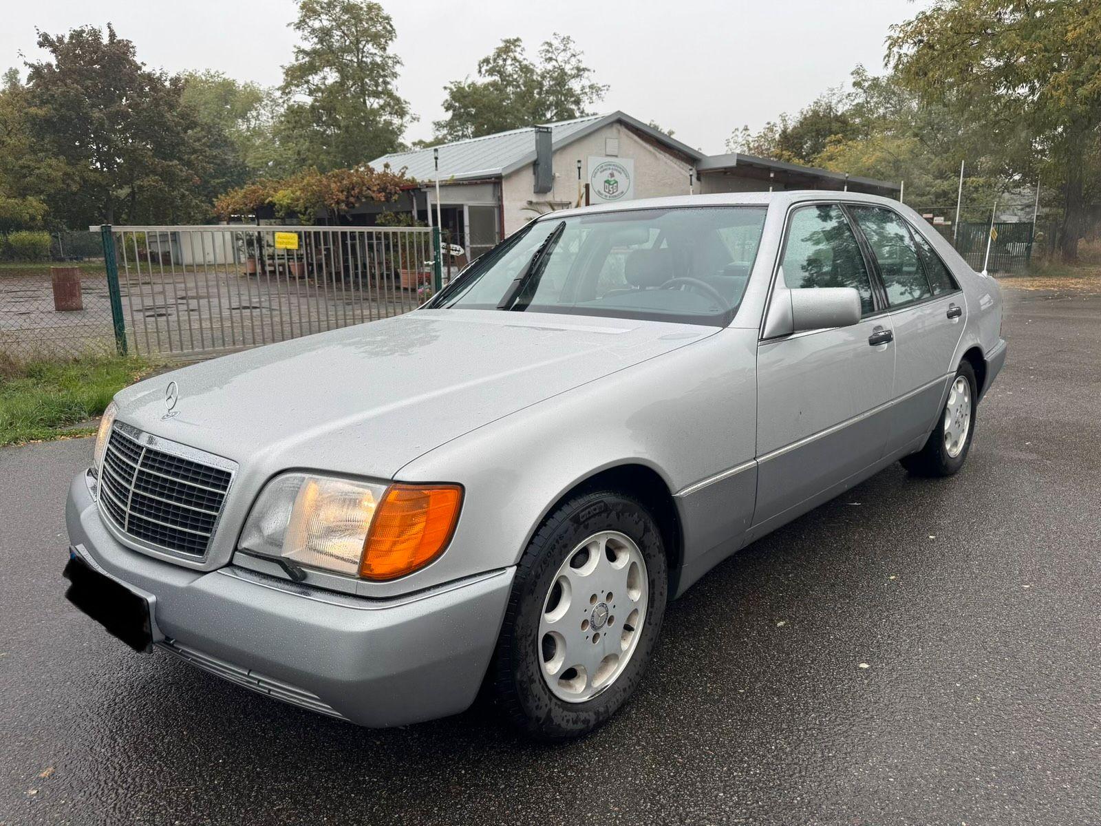 Mercedes-Benz 300