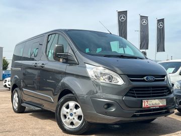 Ford Tourneo Custom - 1