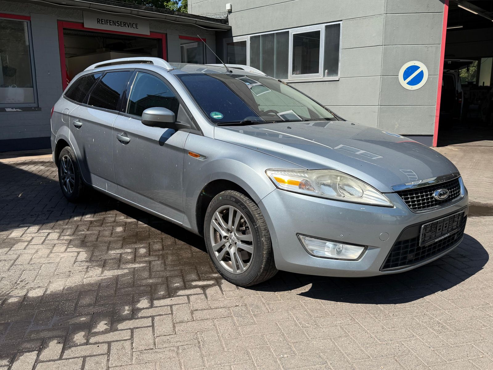 Fahrzeugabbildung Ford Mondeo 1.6 Ti-VCT Trend SHZ+PDC+MFL+SONY+KLIMA+