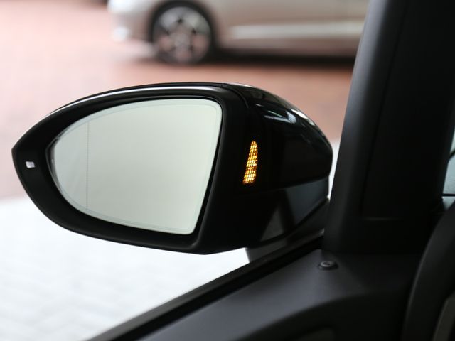 Volkswagen Touran 1.5 TSI DSG COMFORTLINE LED KAMERA 7S AHK