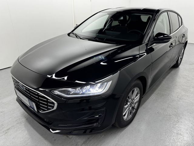 Ford Focus 1.0 EcoBoost Titanium "LED Scheinwerfer"