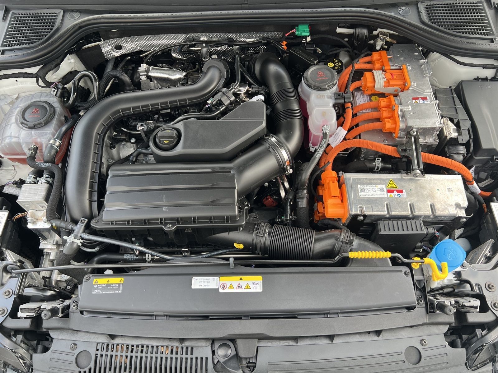Golf VIII GTE 1.5 TSI eHybrid DSG AHK*Navi*LED