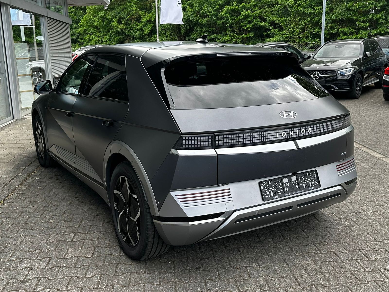 Fahrzeugabbildung Hyundai Ioniq 5 Uniq 4WD WERKSGA+MEMO+HEAD+BOSE+ACC+360°