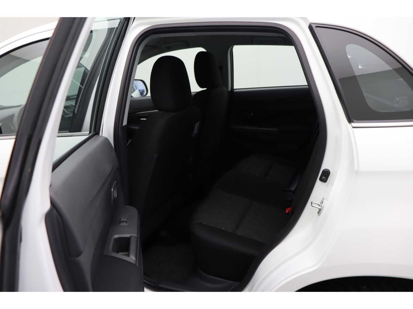 Fahrzeugabbildung Mitsubishi ASX Intro Edition 2.0 2WD