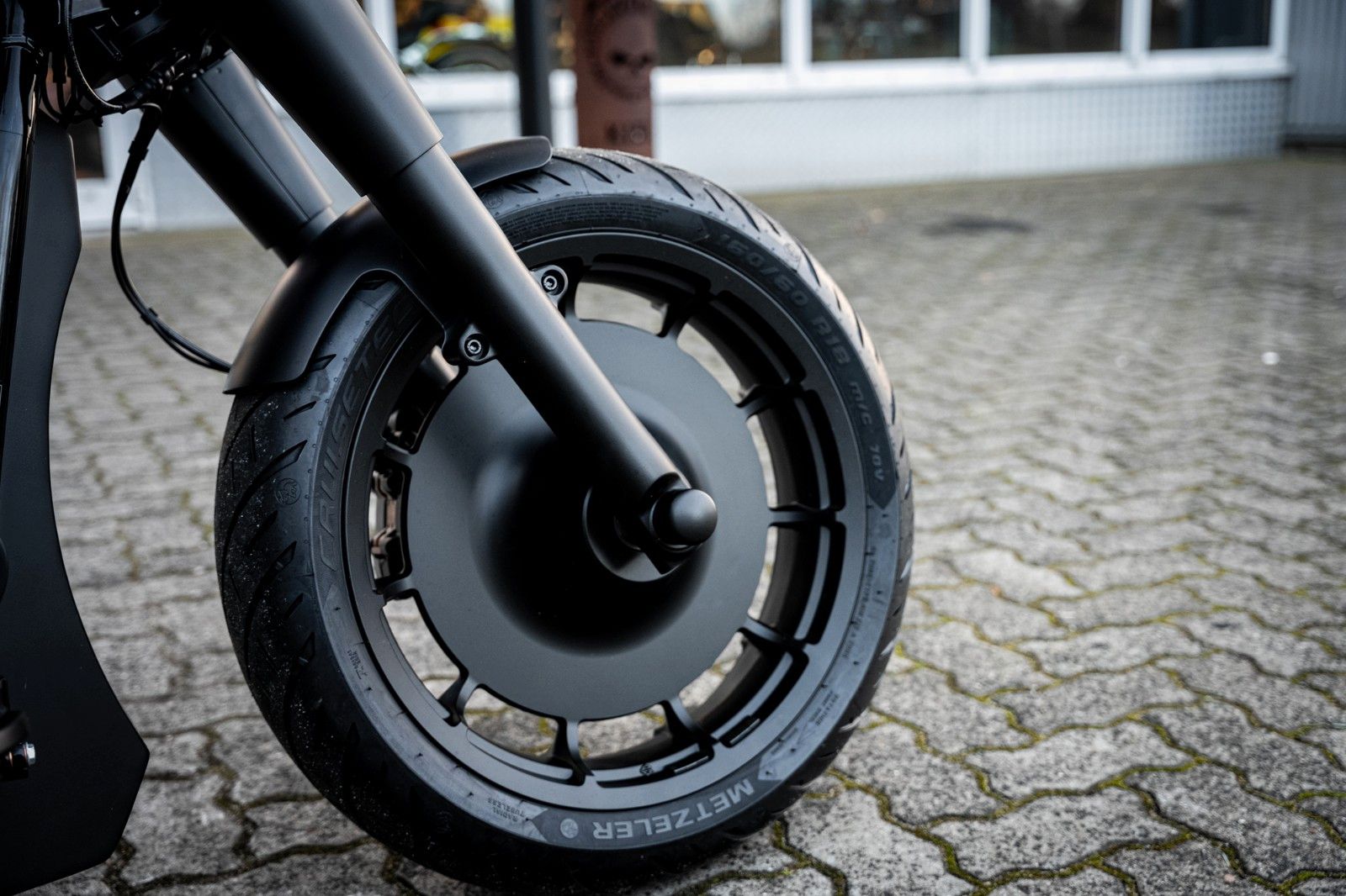 Fahrzeugabbildung Harley-Davidson ALL MATT DARK FAT BOY FLFBS 114