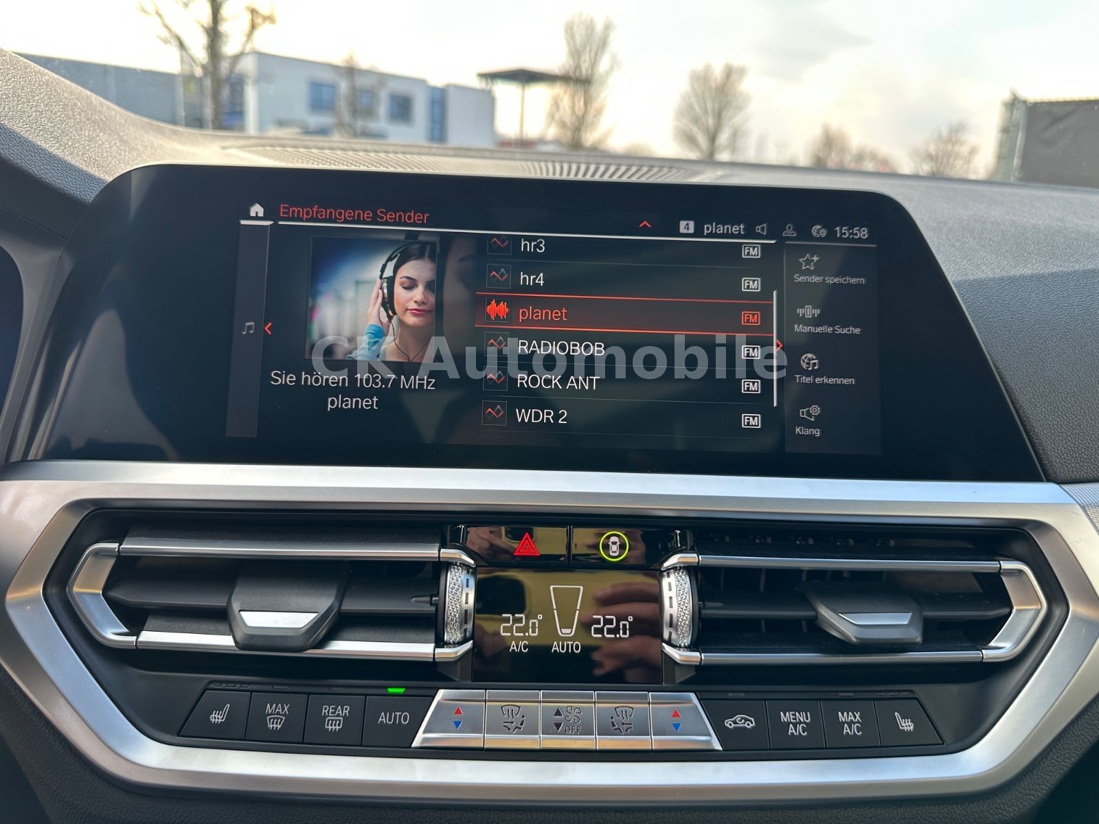 Fahrzeugabbildung BMW M340i Touring xDrive/Navi/HeadUP/Pano/360°