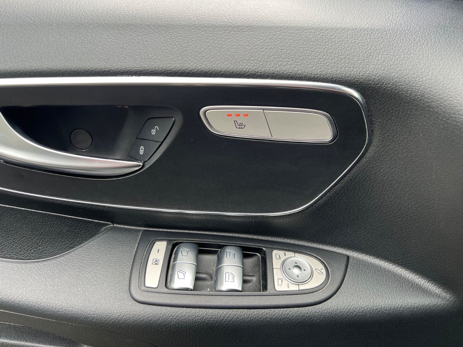 Fahrzeugabbildung Mercedes-Benz Vito Mixto 114/116 CDI, 119 CDI/BT 4MATIC lang
