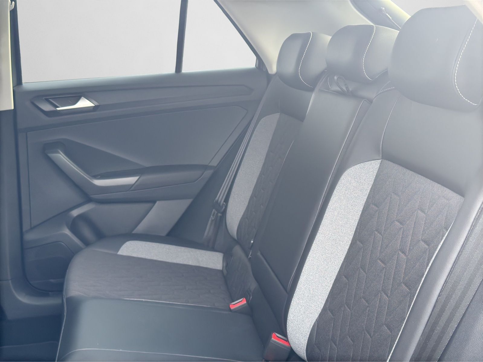 Volkswagen T-Roc - Bild 15