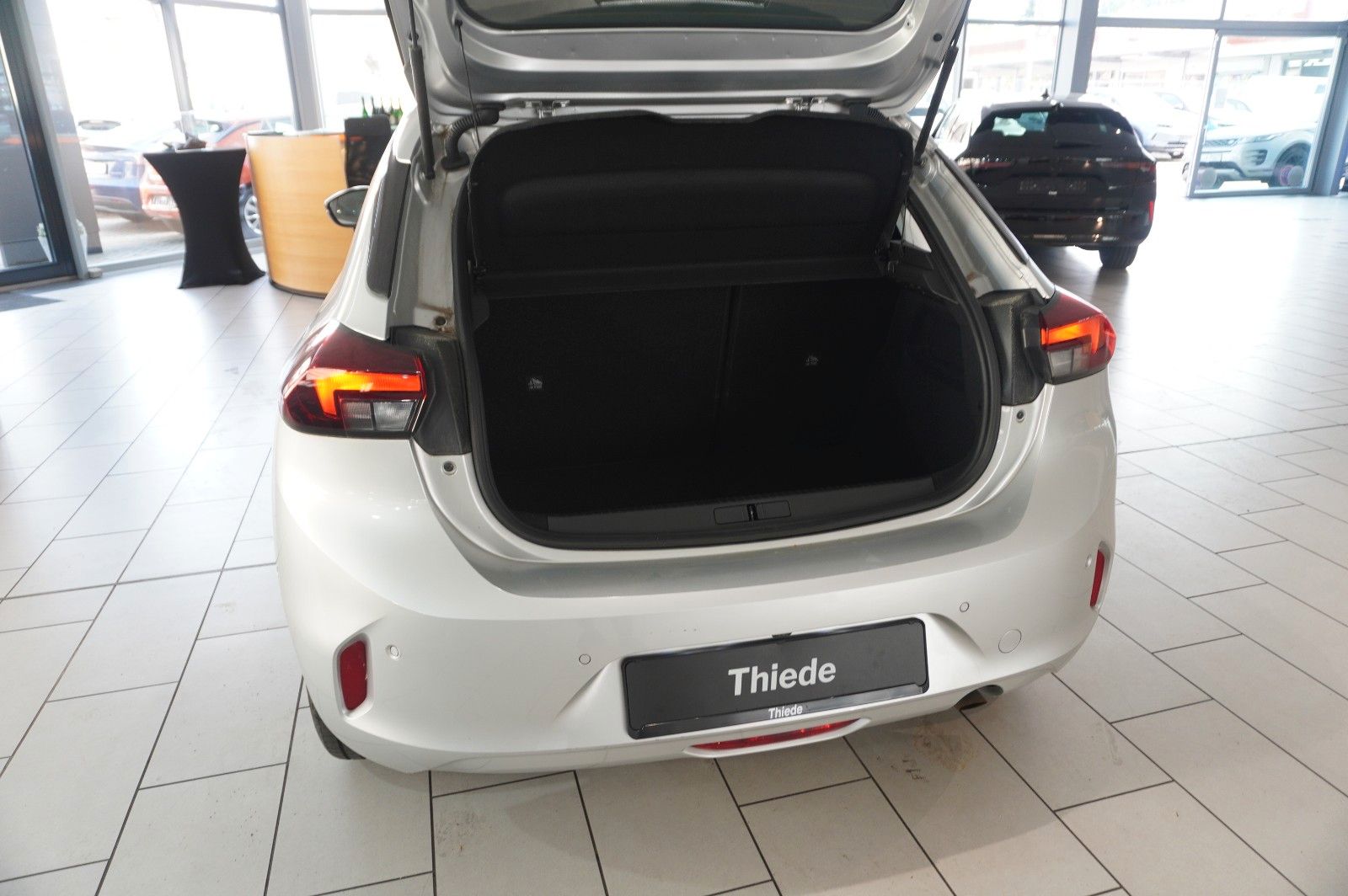 Fahrzeugabbildung Opel Corsa F 1.2 FACELIFT NAVI/LED/KAMERA/VIRTU./DAB+