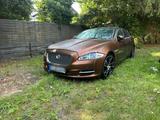 Jaguar XJ mit Vollausstattung an Kenner/Ba... - Jaguar XJ aus 2010