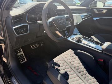 2025 AUDI RS6 — миниатюра 13