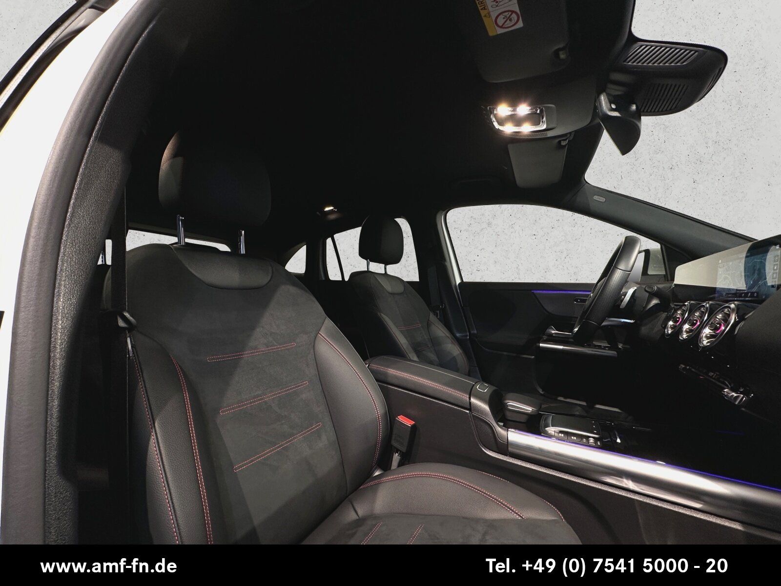 EQA 300 4MATIC AMG-LINE | LED | NAV | RFK | ELHK